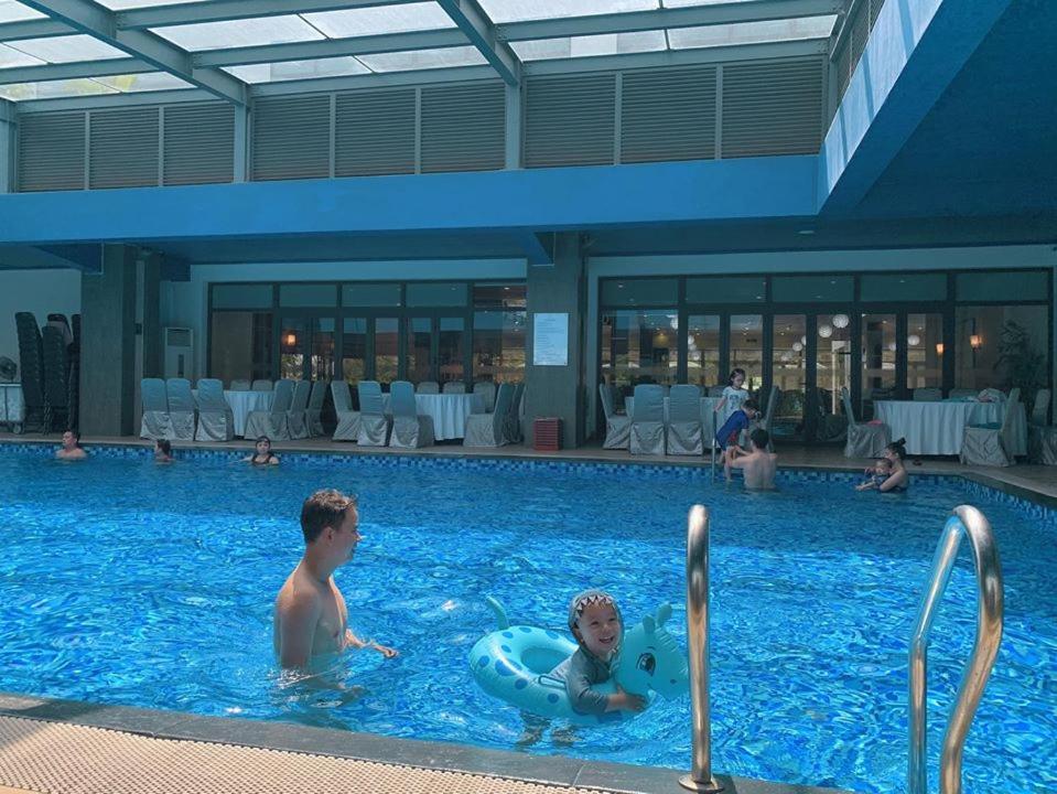 Haradise Suite Villa & Homestay Ha Long Exteriör bild
