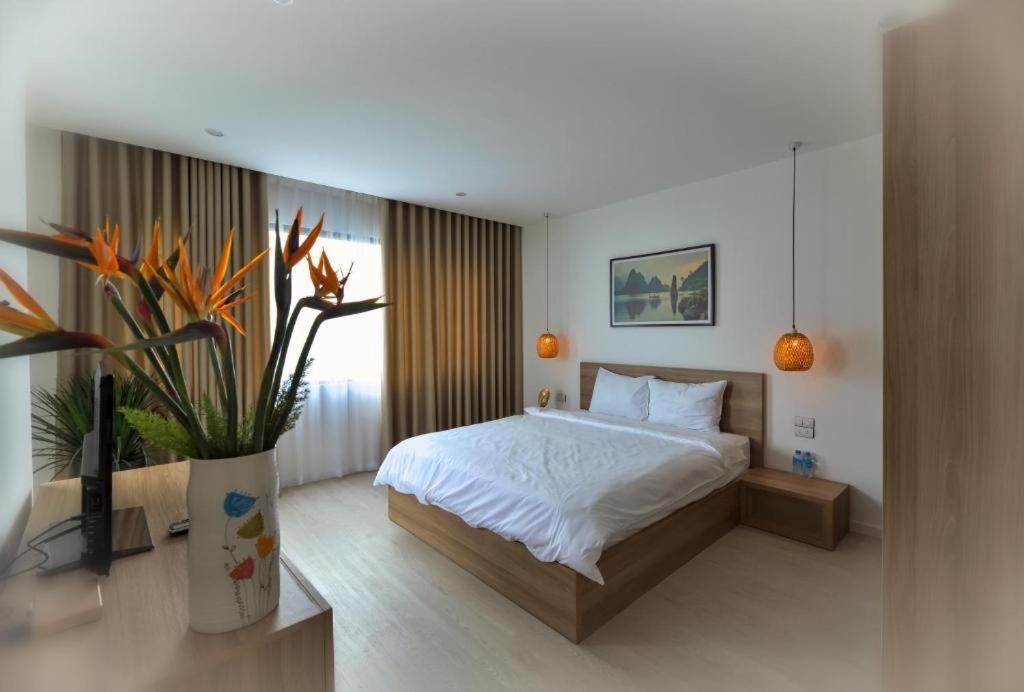 Haradise Suite Villa & Homestay Ha Long Exteriör bild